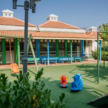 Club Tuana Resort