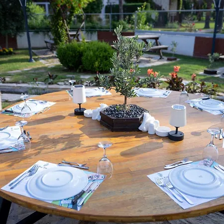 Club Tuana Resort