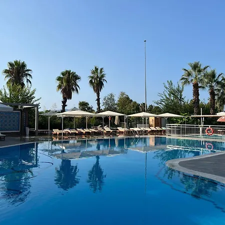 Club Tuana 5*