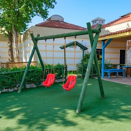 Club Tuana Resort