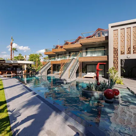 Club Tuana Resort 5*
